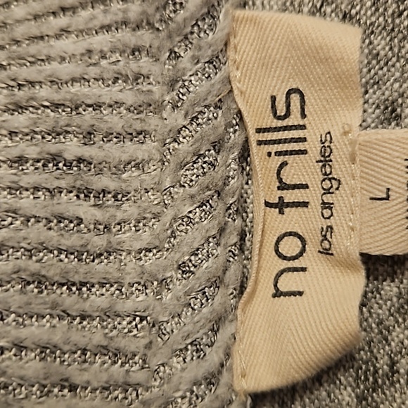 Soft Gray Sweater with Kangaroo Pocket and Zip Neckline - Picture 6 of 8